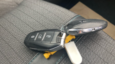 Peugeot 208 1.2 PureTech 100 Allure 5dr Petrol Hatchback